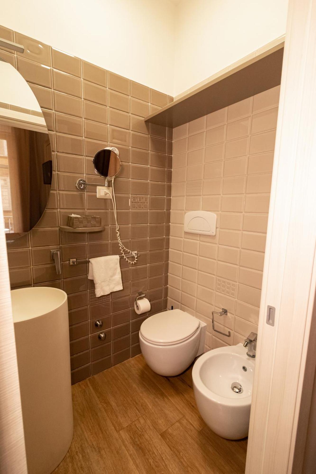 Duomo Luxury Suites Napoli Ngoại thất bức ảnh