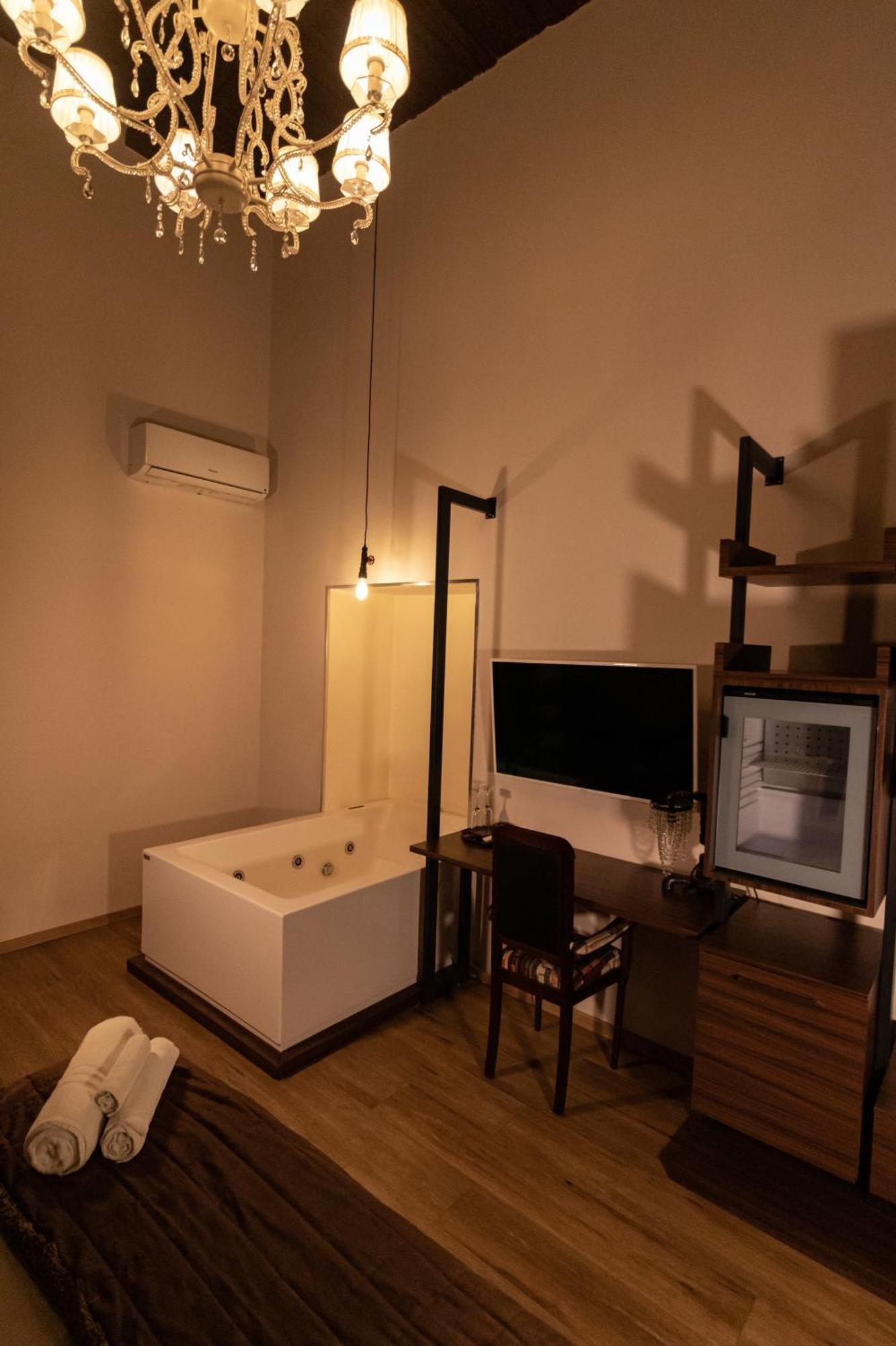 Duomo Luxury Suites Napoli Ngoại thất bức ảnh